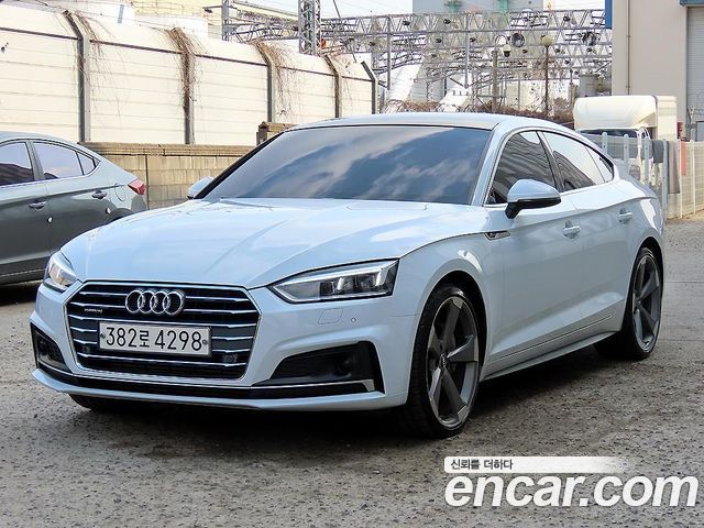 Audi A5 45 TFSI Quattro Premium Sportback — пробег 111 268 км — фото 2 из 5