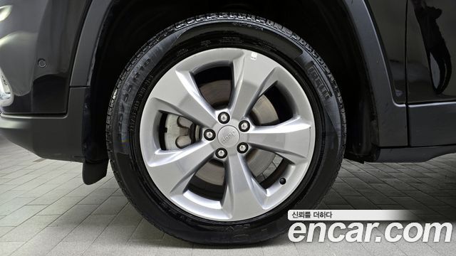 Jeep Cherokee 2.4 Limited AWD — пробег 23 770 км — фото 5 из 5