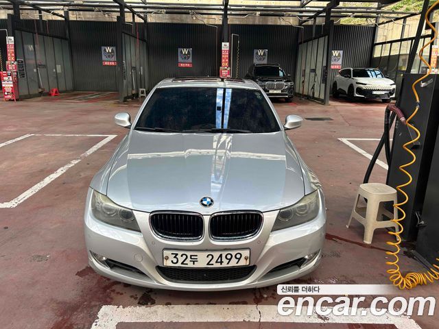 BMW 3-Series 320i Sedan — пробег 130 000 км — фото 1 из 5
