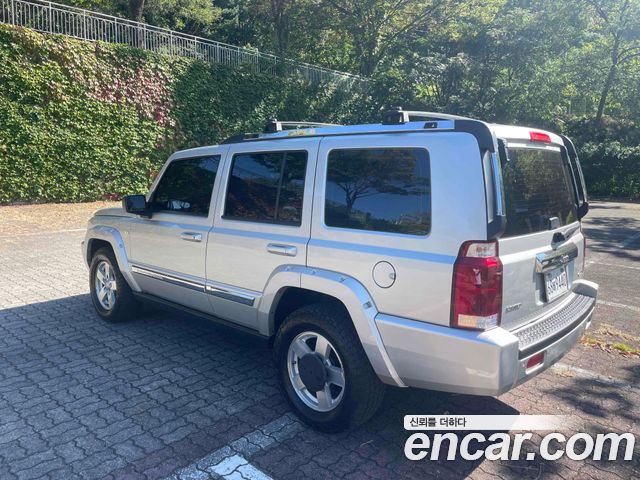 Jeep Commander из Кореи Encar