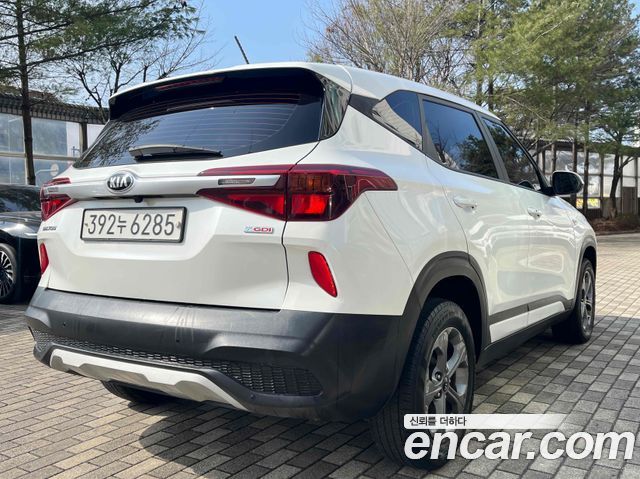 Kia Seltos из Кореи Encar