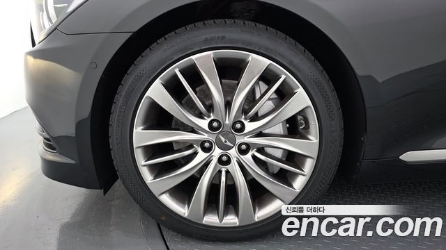 Hyundai Genesis из Кореи Encar