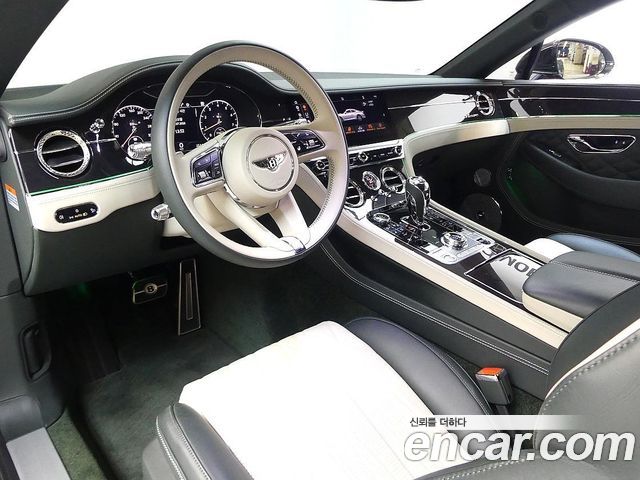 Bentley Continental 4.0 GT Azure — пробег 9 400 км — фото 5 из 5