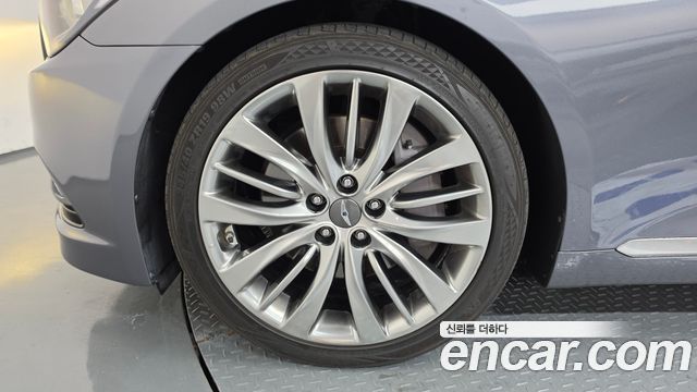 Hyundai Genesis из Кореи Encar