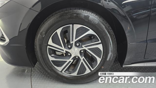 Hyundai Sonata Premium — пробег 136 464 км — фото 5 из 5