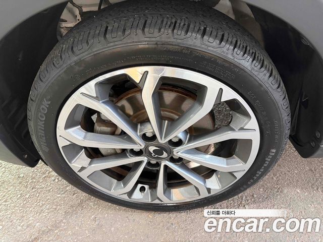 Ssangyong TIBOLI из Кореи Encar